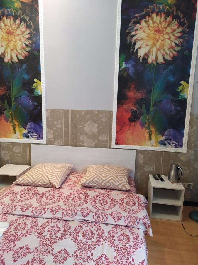 Mini Hotel Na Gasheka Kiev Ngoại thất bức ảnh